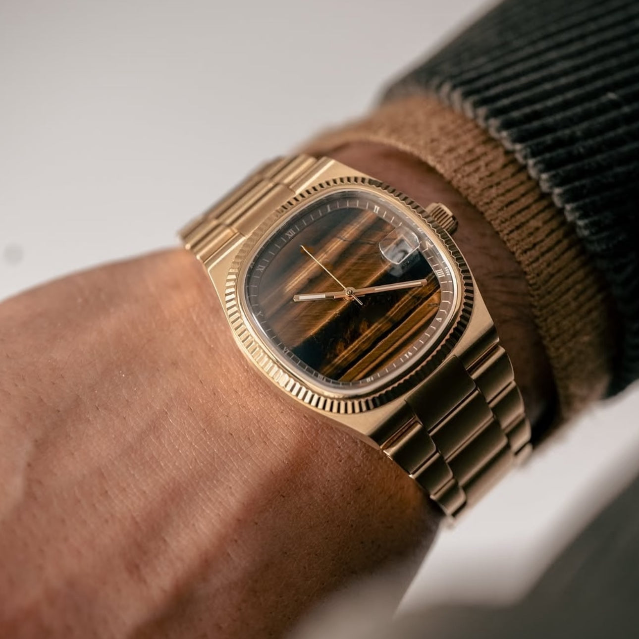 Wurmloch Konzept Herren Sportliche Quadratische Uhr